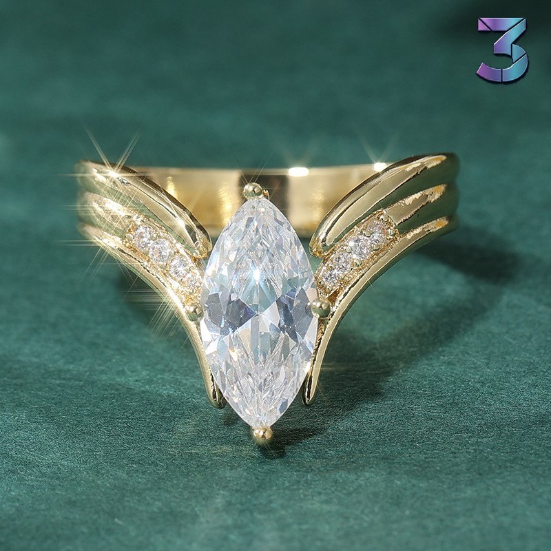 Elegant Sparkling Marquise Kristallen Ring in Gouden Messing